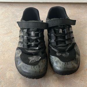 Merrel trail glove shoes.